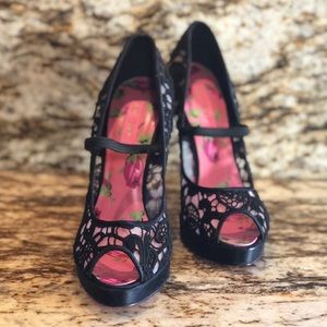 Betsey Johnson lace heels shoes